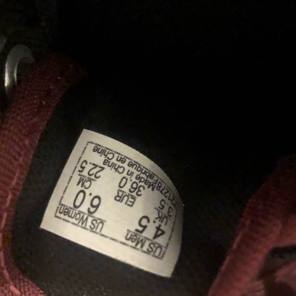 Vans - Picture 4 of 5